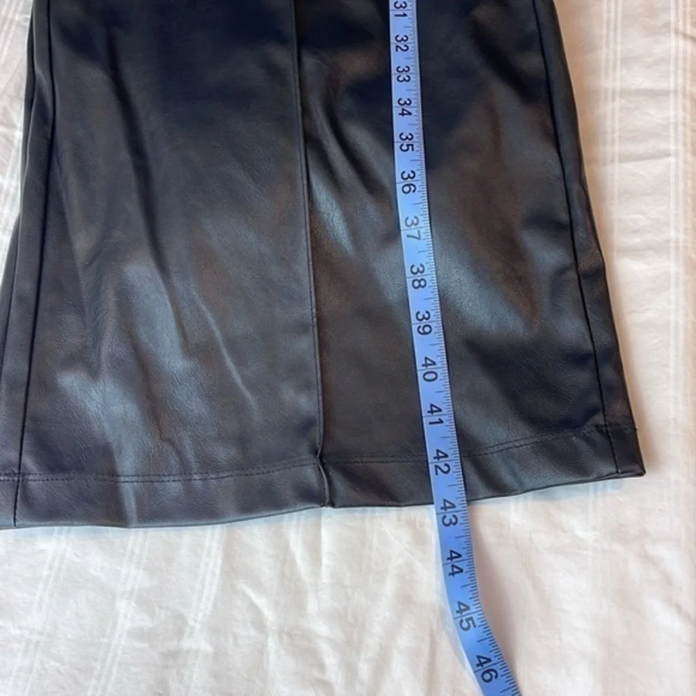 Who what Wear Black Faux Leather Wide Leg Drawstring Pull on‎ Size Small